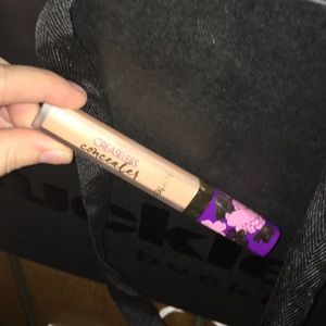 Tarte creaseless concealer